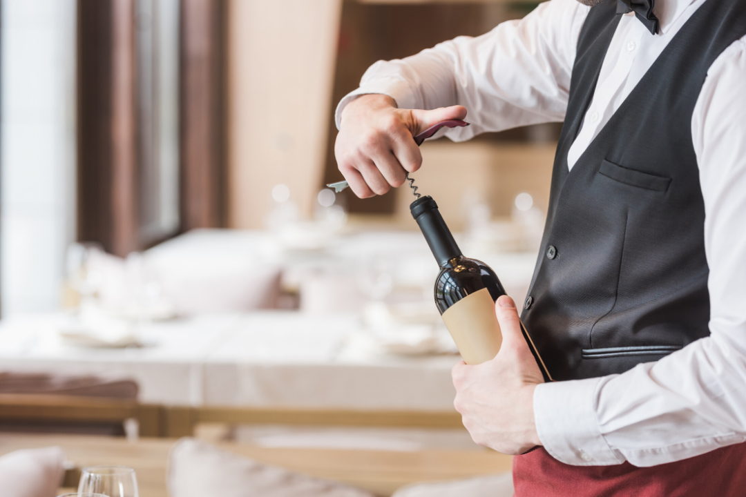 Mito o realidad: Abrir las botellas horas antes de beberlas?