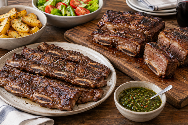 Asado de tira: cómo cambia la cocción según el grosor — imagen ilustrativa generada con IA